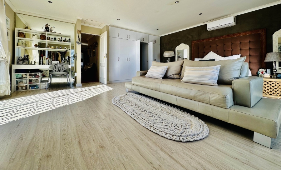 3 Bedroom Property for Sale in De Kelders Western Cape